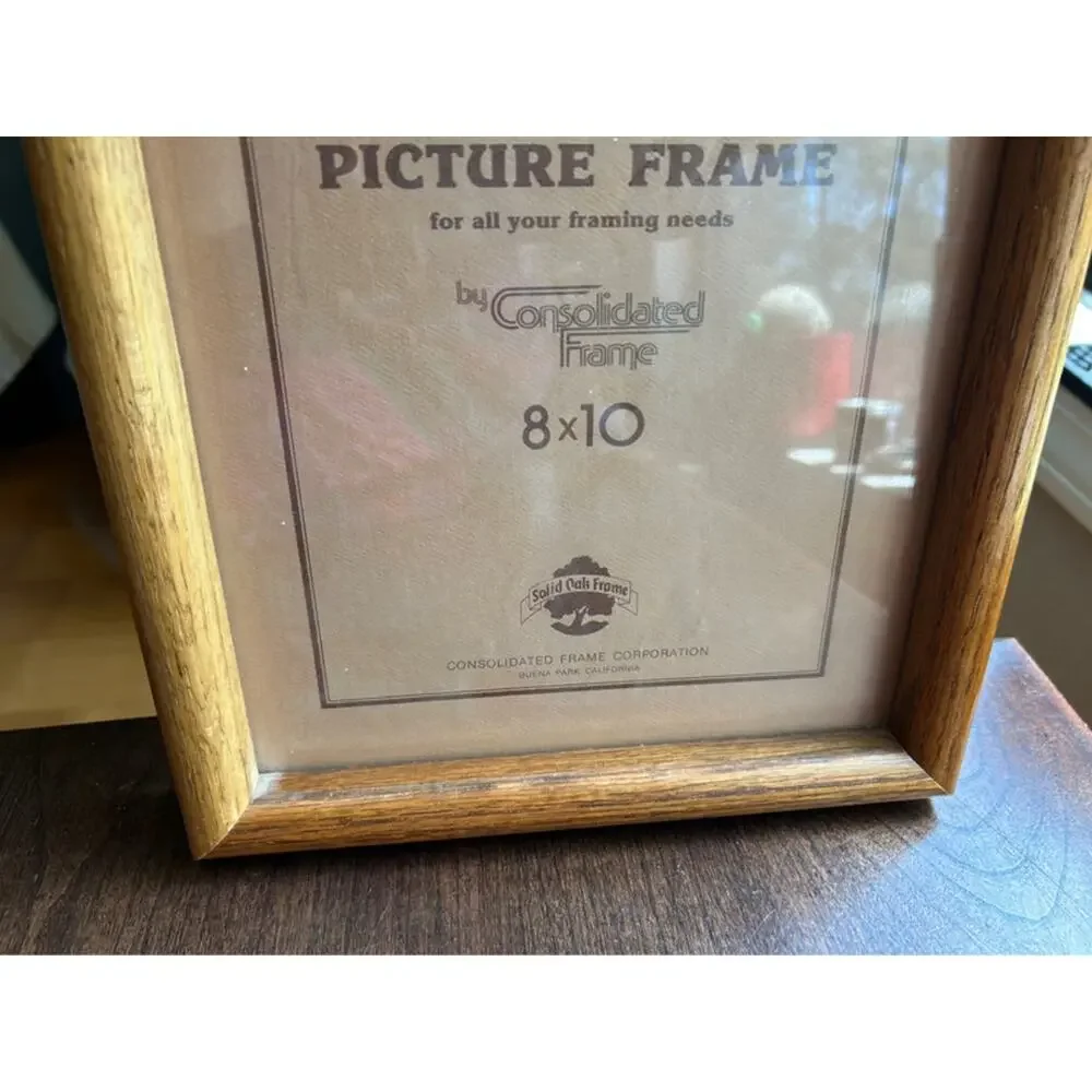 New vintage Solid Oak picture frame by Consolidated Frame Corporation
